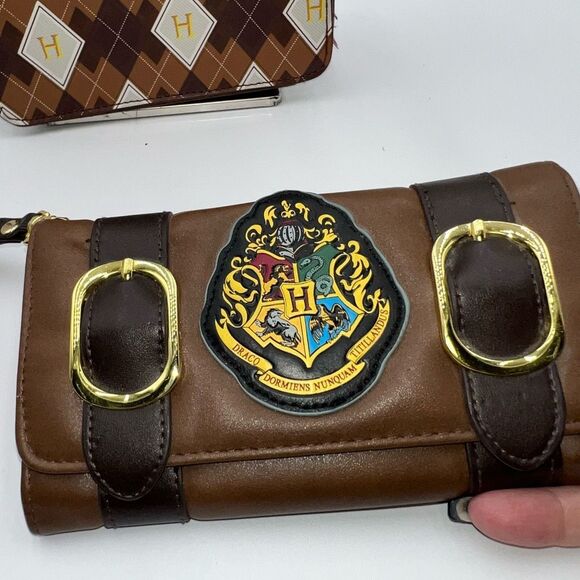 Brown Crossbody Bag Set - Picture 10 of 15